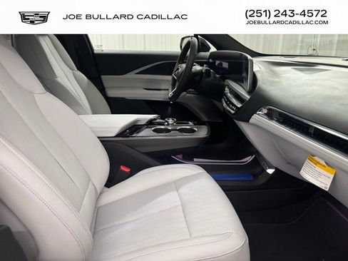 New 2026 Cadillac Lyriq Premium Sport image 9