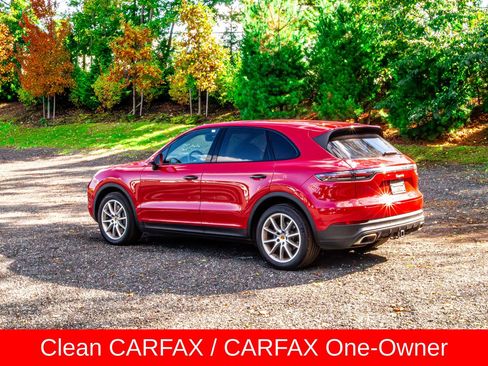 Used 2021 Porsche Cayenne image 5