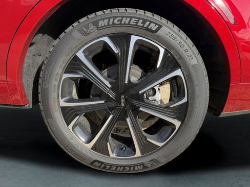 New 2026 Lincoln Nautilus Reserve AWD/4WD image 10
