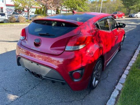 Used 2013 Hyundai Veloster Turbo FWD image 4