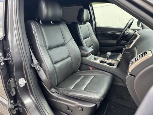 Used 2015 Jeep Grand Cherokee Limited AWD/4WD image 36