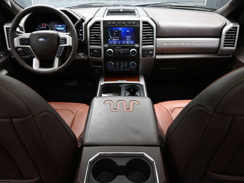 Used 2020 Ford F250 King Ranch w/ King Ranch Ultimate Package AWD/4WD image 14