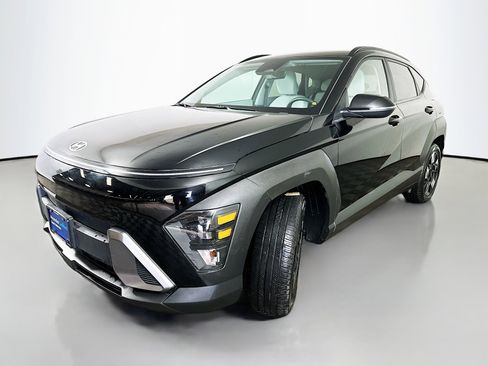 Certified 2024 Hyundai Kona SEL image 3