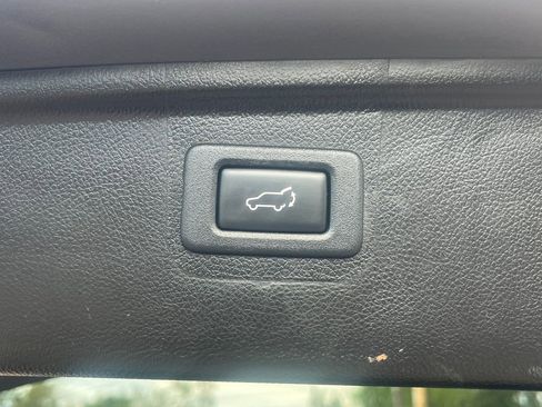 Used 2019 Subaru Outback 2.5i Limited AWD/4WD image 26