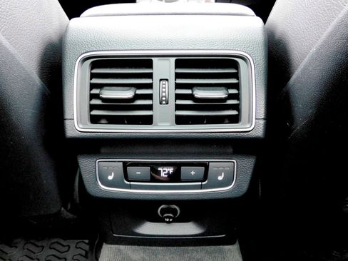 Used 2018 Audi Q5 2.0T Premium Plus w/ Premium Plus Package image 22