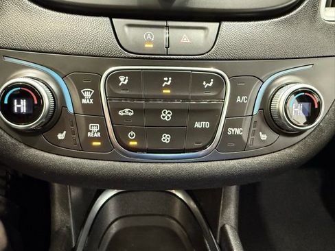 Used 2024 Chevrolet Malibu LT image 33