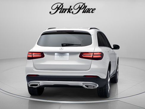 Used 2018 Mercedes-Benz GLC 300 4MATIC image 17