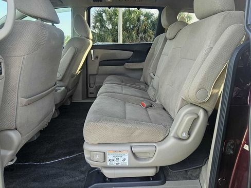 Used 2016 Honda Odyssey EX image 19