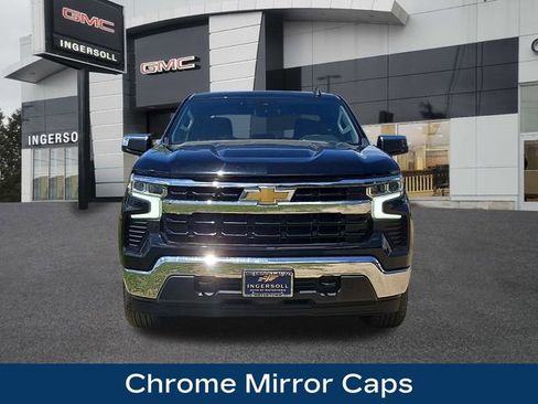 Used 2022 Chevrolet Silverado 1500 LT AWD/4WD image 23