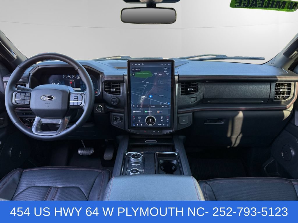Used 2023 Ford Expedition Limited AWD/4WD image 10