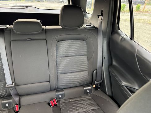 Used 2025 Chevrolet Equinox LT FWD image 36