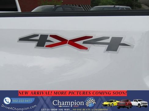 Used 2020 Chevrolet Silverado 2500 LT w/ All Star Edition AWD/4WD image 8