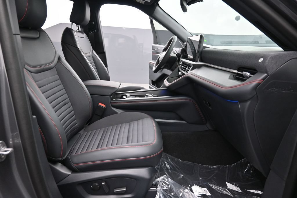New 2026 Ford Explorer ST-Line w/ Premium Package RWD image 27
