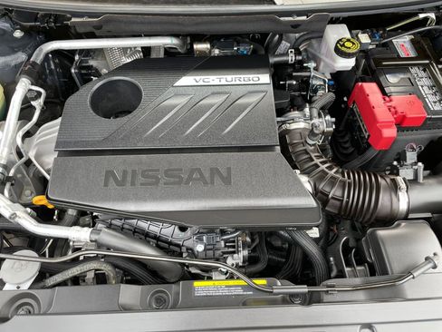 Used 2025 Nissan Rogue SV image 34