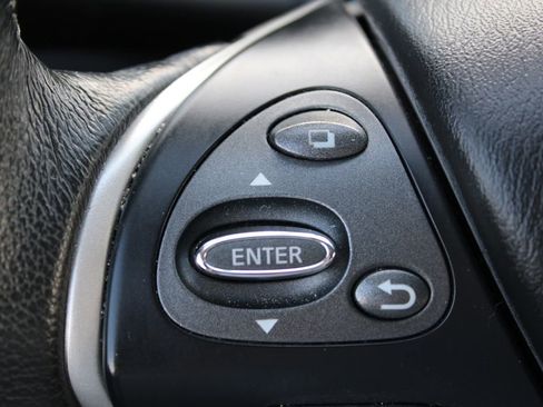 Used 2017 INFINITI QX60 Luxe w/ Deluxe Technology Package image 30