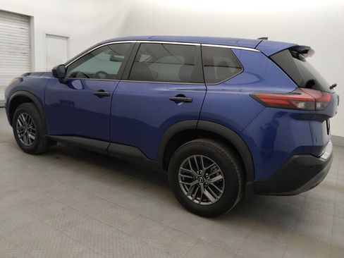Used 2023 Nissan Rogue S AWD/4WD image 3
