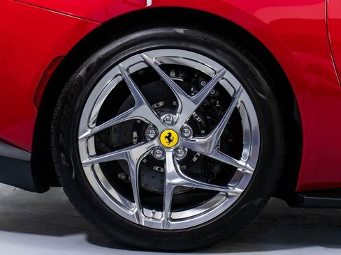 Certified 2018 Ferrari 812 Superfast image 61