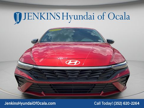 Certified 2025 Hyundai Elantra Sport FWD image 8