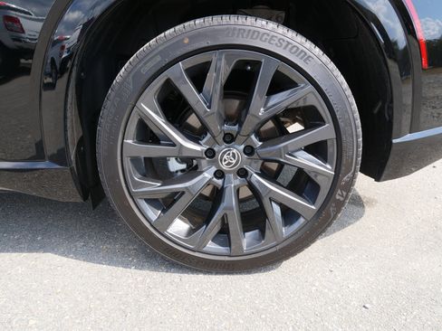 Used 2025 Toyota Crown Signia image 12