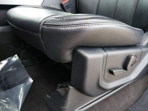 Used 2020 Ford F150 Lariat w/ Equipment Group 502A Luxury image 12