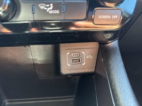 Certified 2023 Jeep Compass Latitude AWD/4WD image 24