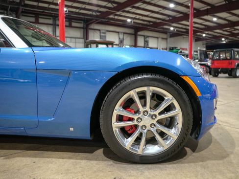 Used 2009 Saturn Sky Hydro Blue RWD image 10