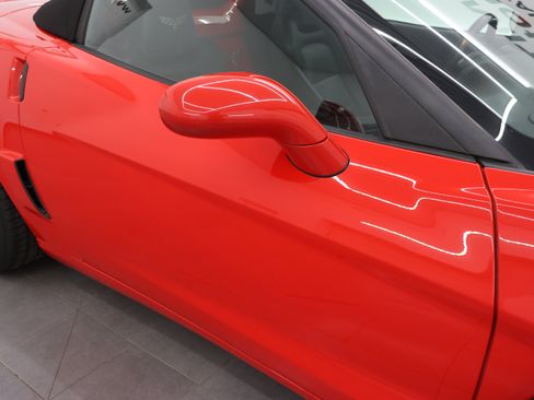 Used 2013 Chevrolet Corvette 427 w/ 1SB Preferred Equipment Group RWD image 22
