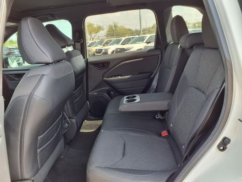 Certified 2026 Subaru Forester Premium AWD/4WD image 23