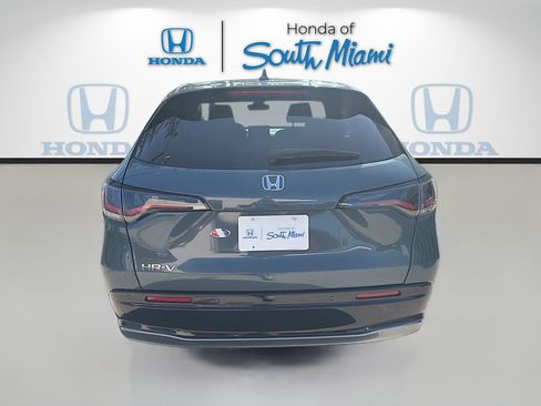 Certified 2023 Honda HR-V EX-L image 6