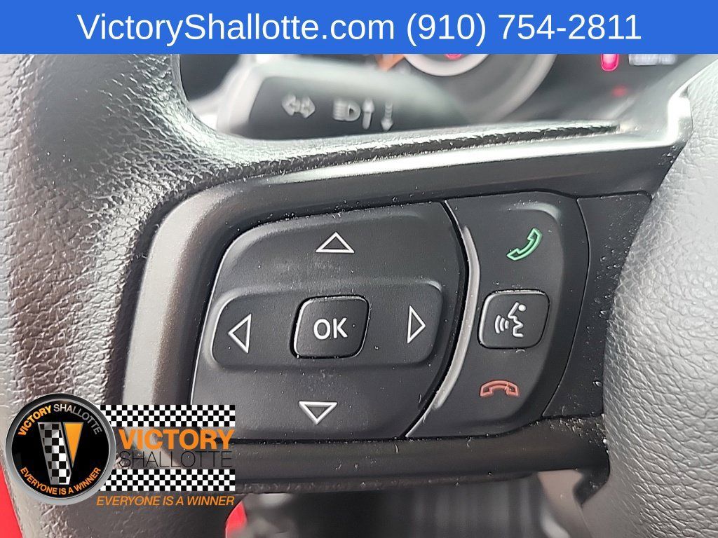 Certified 2025 Jeep Gladiator Sport AWD/4WD image 12