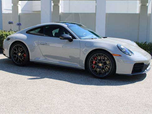 New 2025 Porsche 911 Carrera S image 9