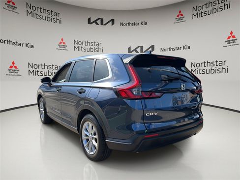 Used 2023 Honda CR-V EX-L image 3