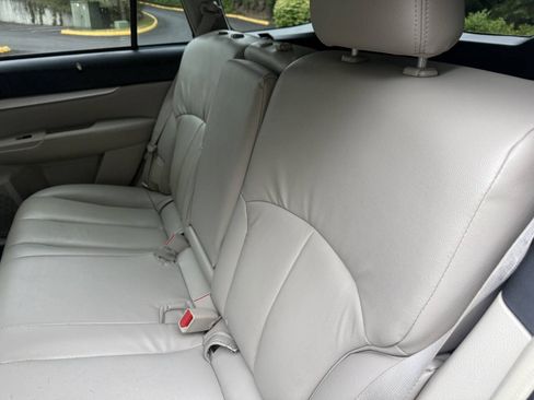 Used 2012 Subaru Outback 2.5i Premium AWD/4WD image 14