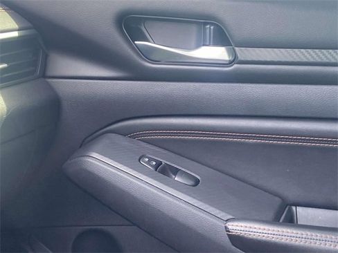 Used 2022 Nissan Altima 2.5 SR image 28