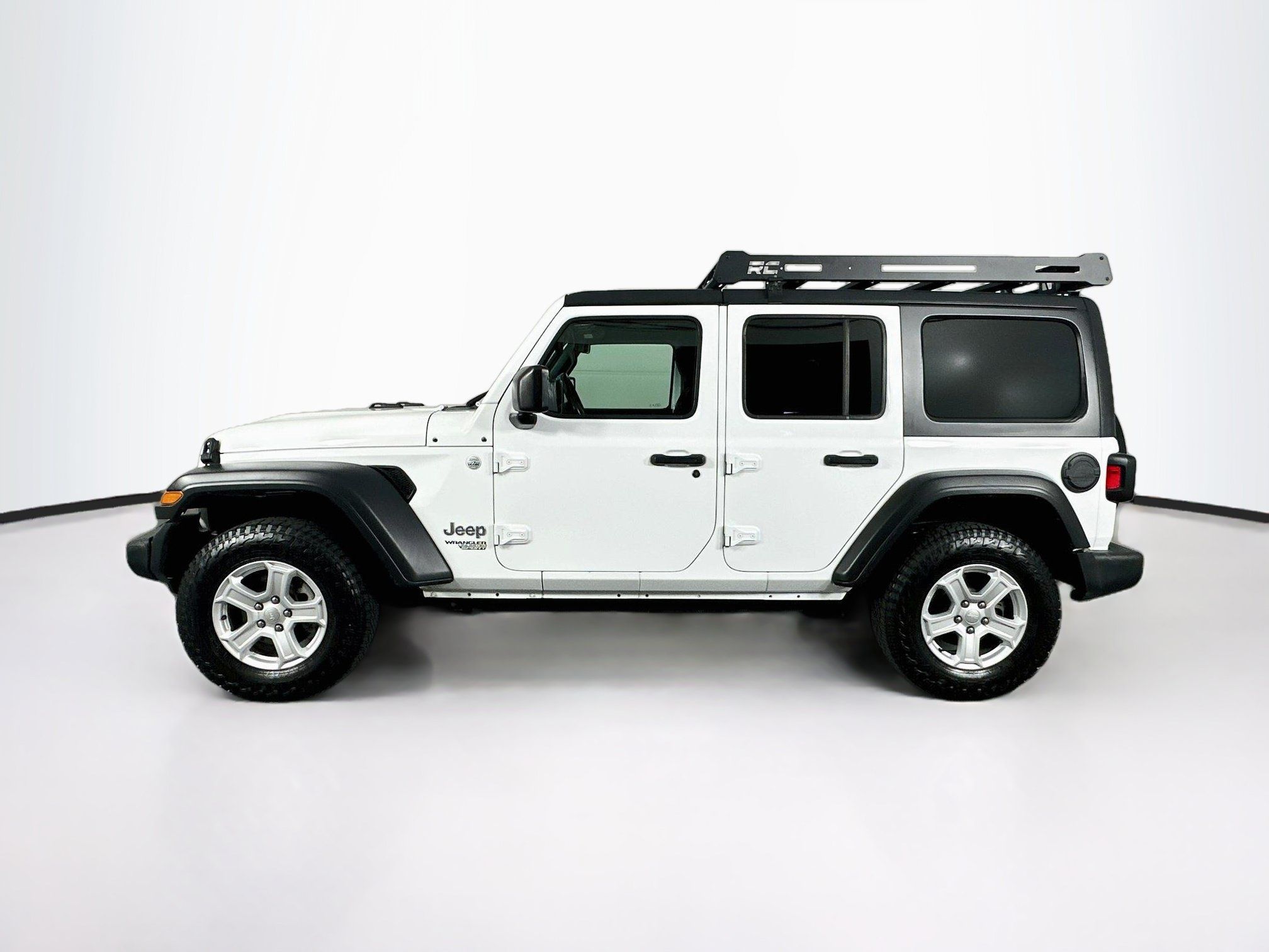 Used 2019 Jeep Wrangler Unlimited Sport S AWD/4WD image 4