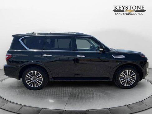 Used 2023 Nissan Armada SL w/ Captain's Chairs Package image 2