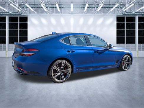 Used 2025 Genesis G70 3.3T Advanced image 3