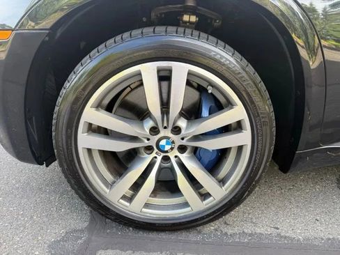Used 2013 BMW X5 M image 16