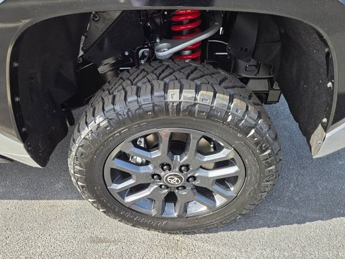 New 2026 Toyota Tundra Platinum AWD/4WD image 16