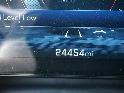Used 2025 Chevrolet Equinox LT w/ Safety and Technology Package FWD image 16