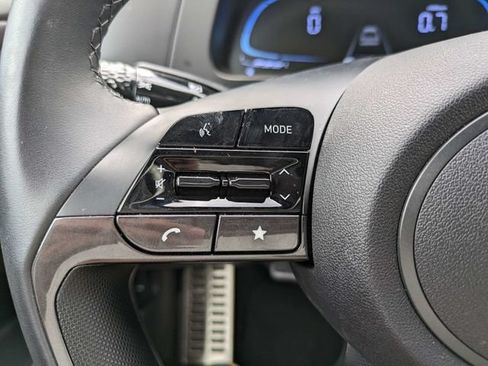 Certified 2025 Hyundai Elantra Sport FWD image 18