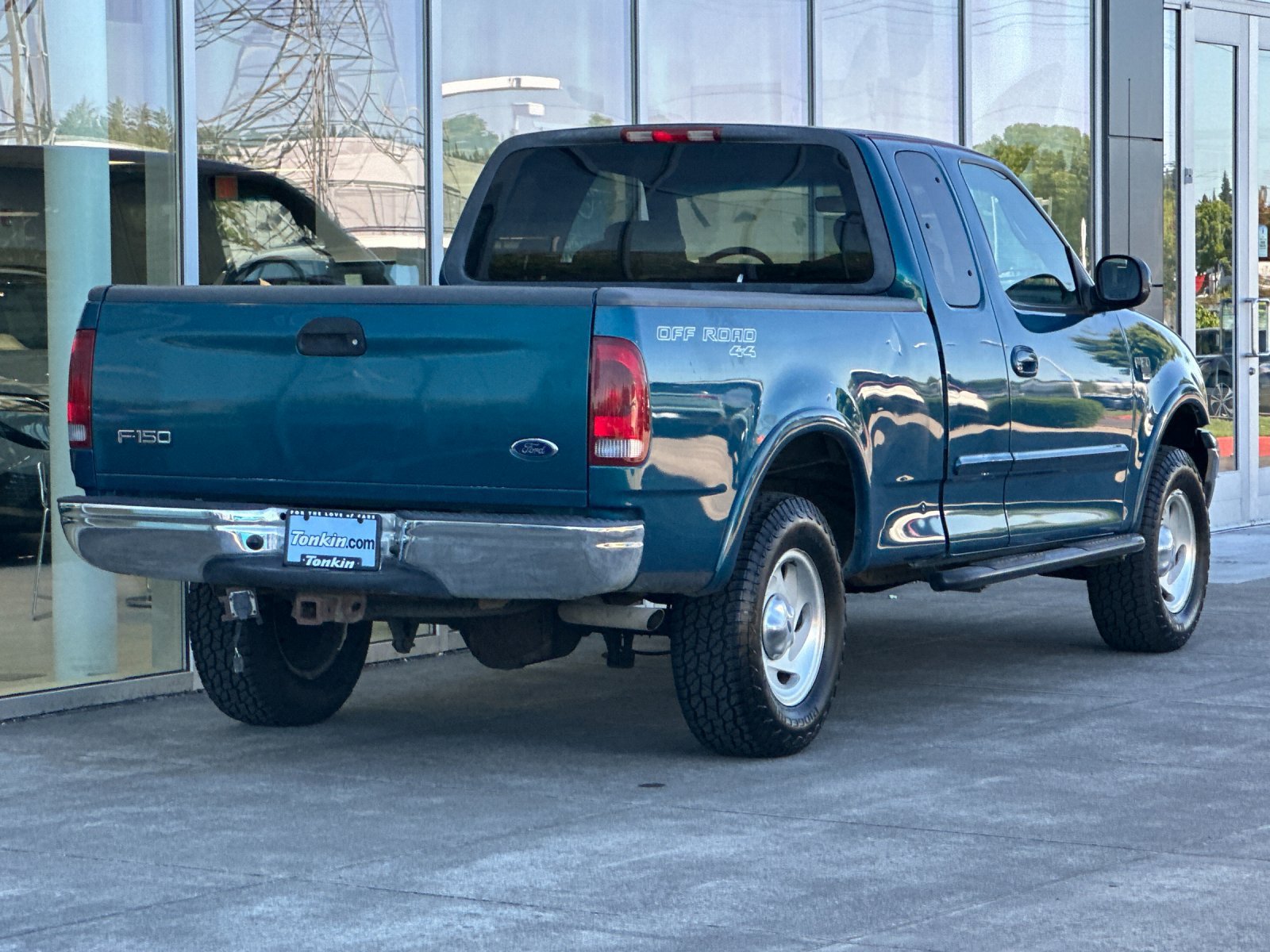 Used 2001 Ford F150 XLT AWD/4WD image 4
