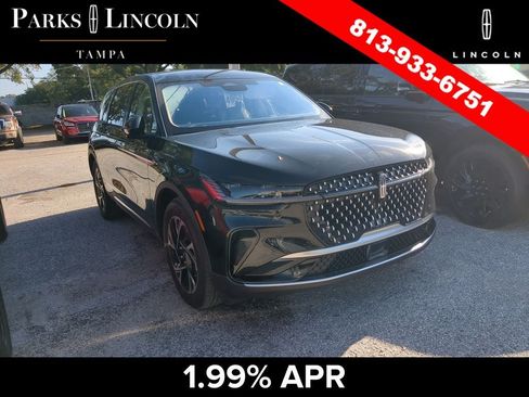 Certified 2025 Lincoln Nautilus Premier AWD/4WD image 2