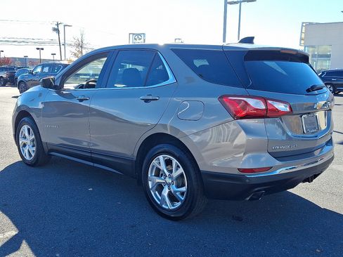Used 2018 Chevrolet Equinox LT image 4