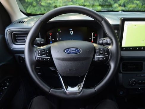 Used 2025 Ford Maverick Lariat w/ Black Appearance Package AWD/4WD image 4