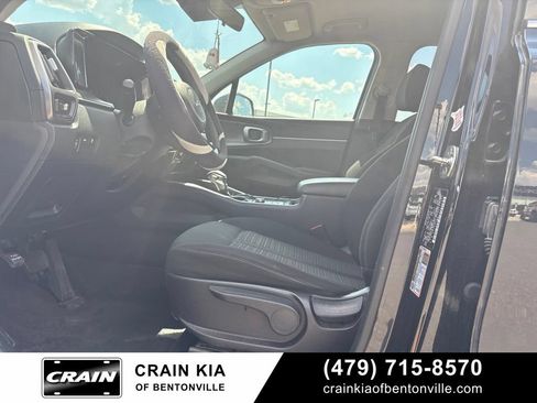 Used 2022 Kia Sorento LX AWD/4WD image 8