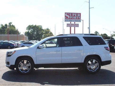 Used 2017 GMC Acadia Limited SLT image 7