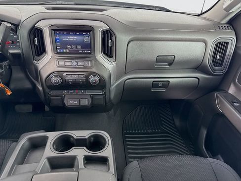Used 2022 Chevrolet Silverado 1500 Custom image 26