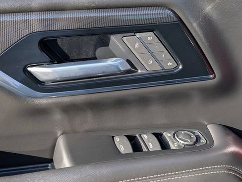 Used 2025 GMC Yukon Elevation w/ LPO, Floor Liner Package RWD image 22
