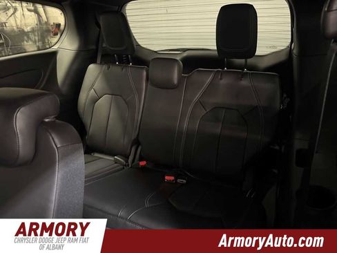 New 2026 Chrysler Pacifica Select image 29